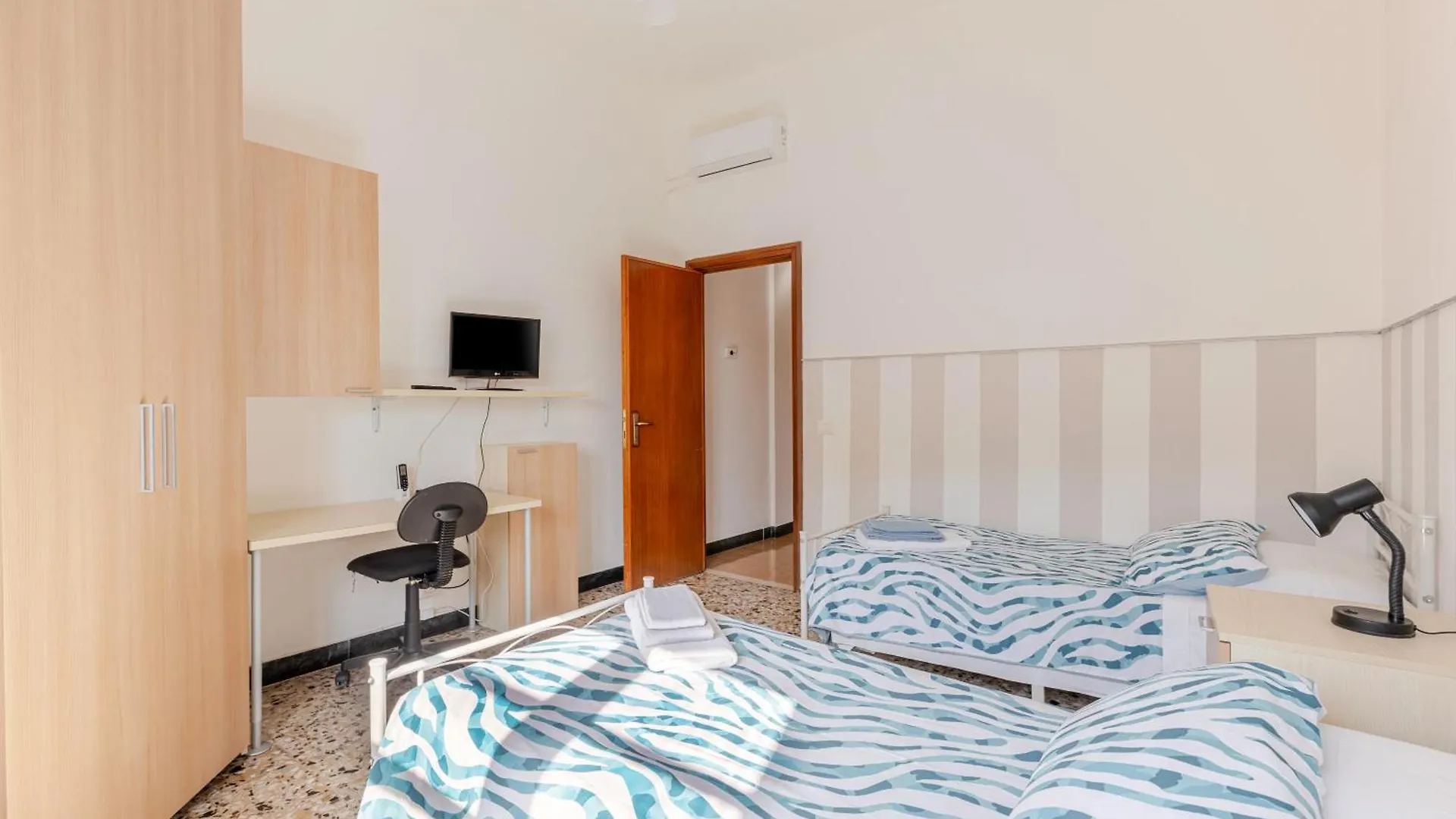 Cappuccini Apartment Superior Oristano 0*,  Włochy
